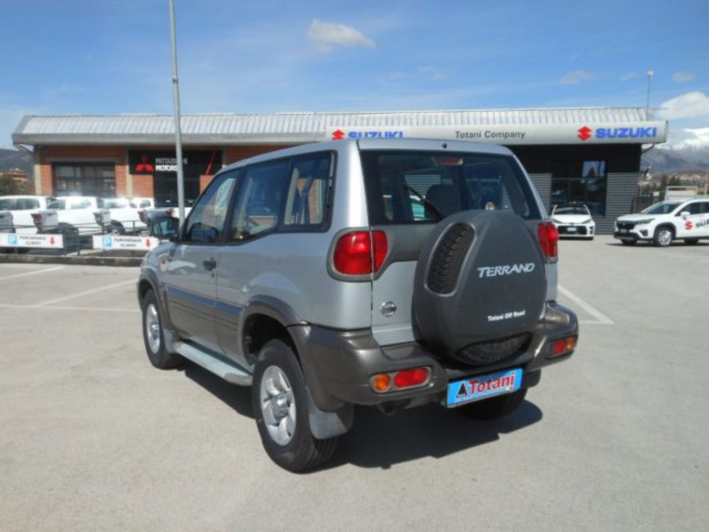 Nissan Terrano usata a L'Aquila (11)