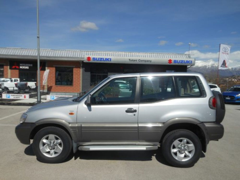 Nissan Terrano usata a L'Aquila (16)