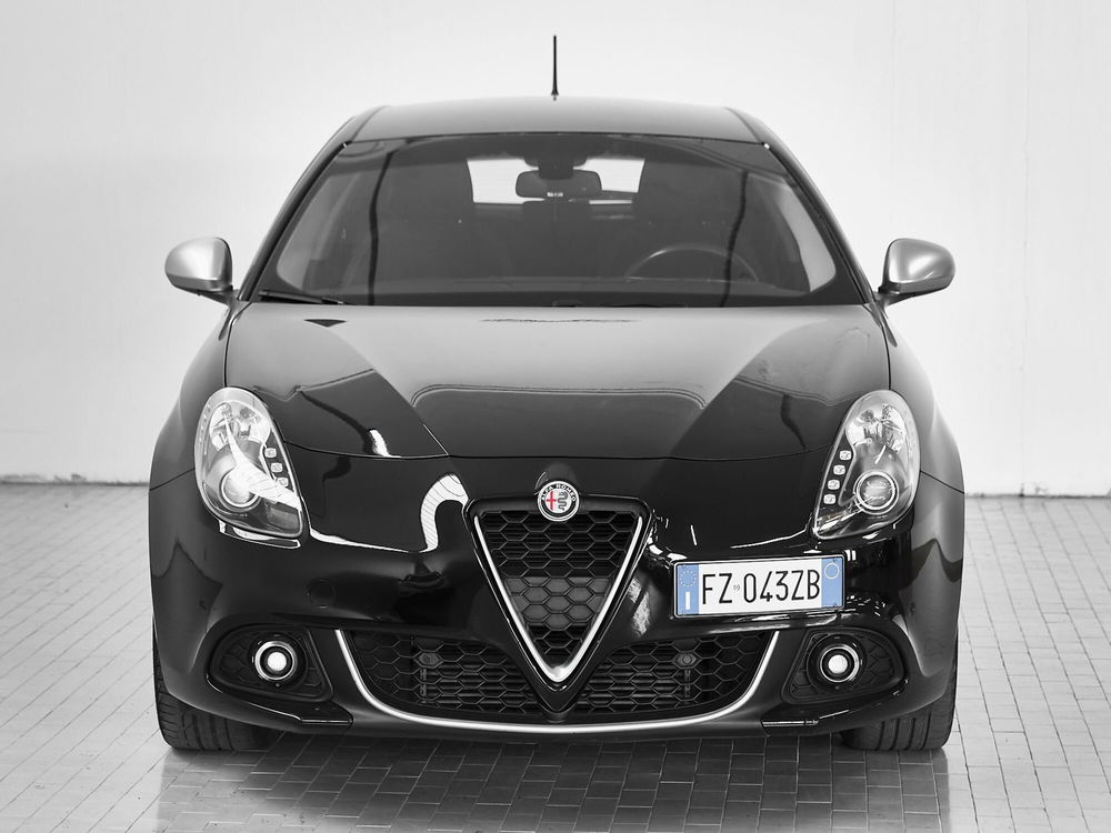 Alfa Romeo Giulietta usata a Prato (2)