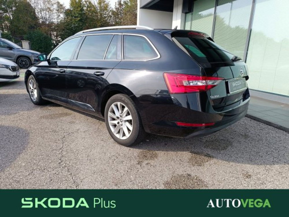 Skoda Superb Station Wagon usata a Vicenza (4)