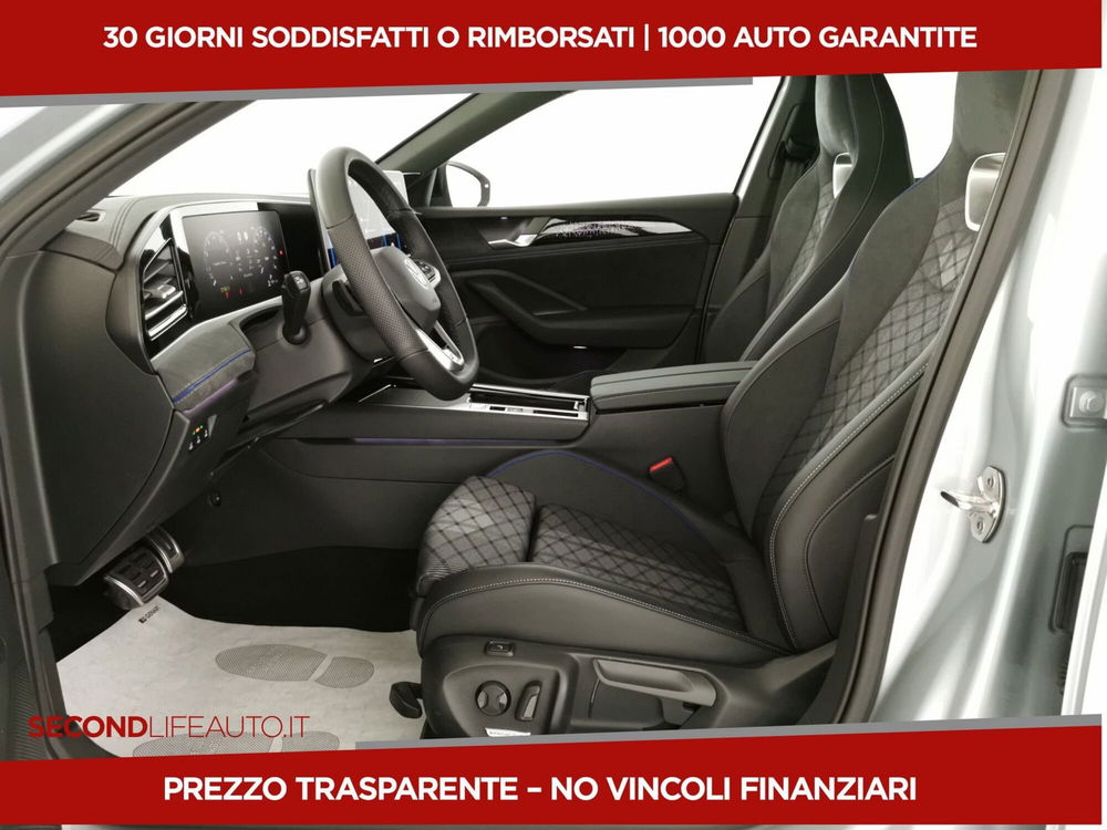 Volkswagen Passat nuova a Chieti (5)