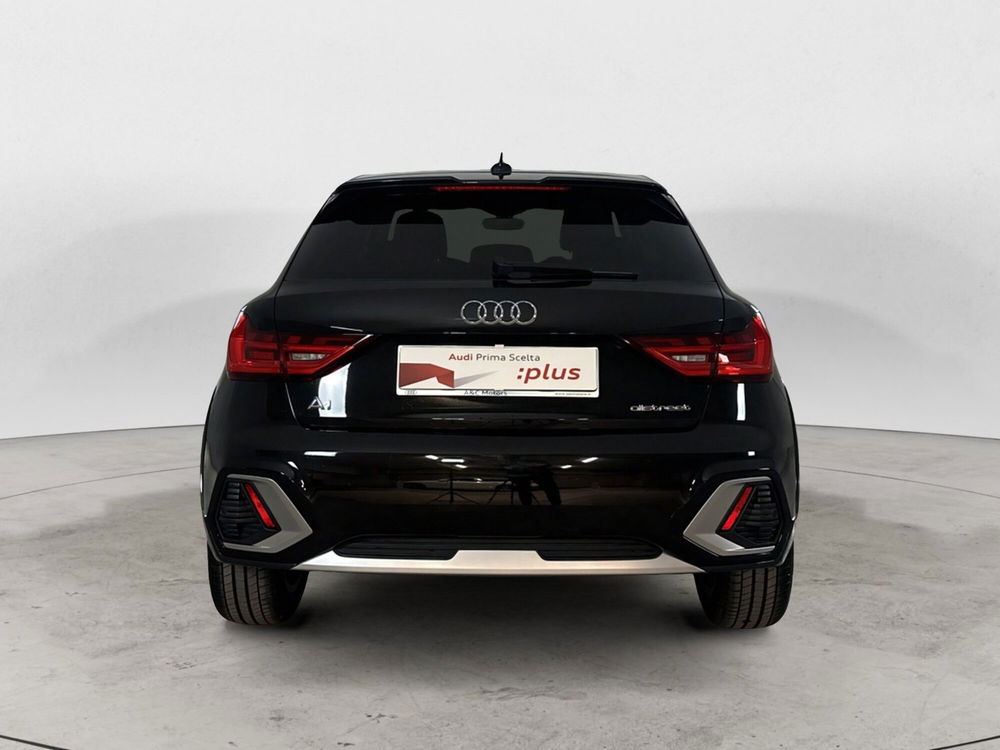 Audi A1 allstreet usata a Napoli (6)