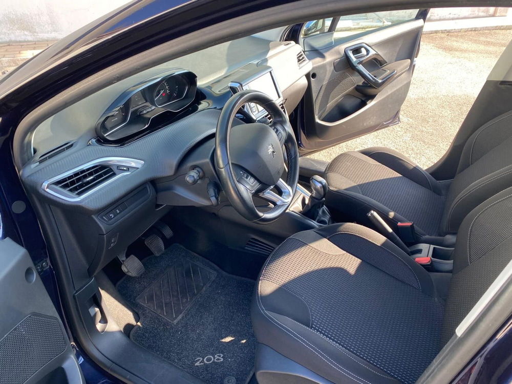 Peugeot 208 usata a Roma (7)