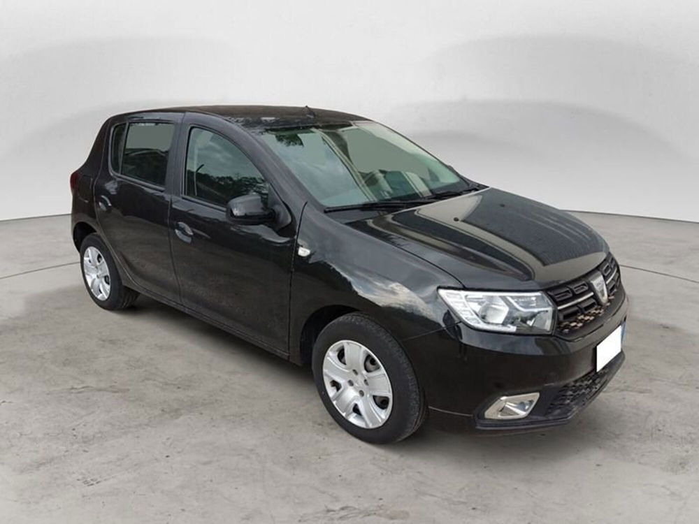 Dacia Sandero usata a Roma (2)