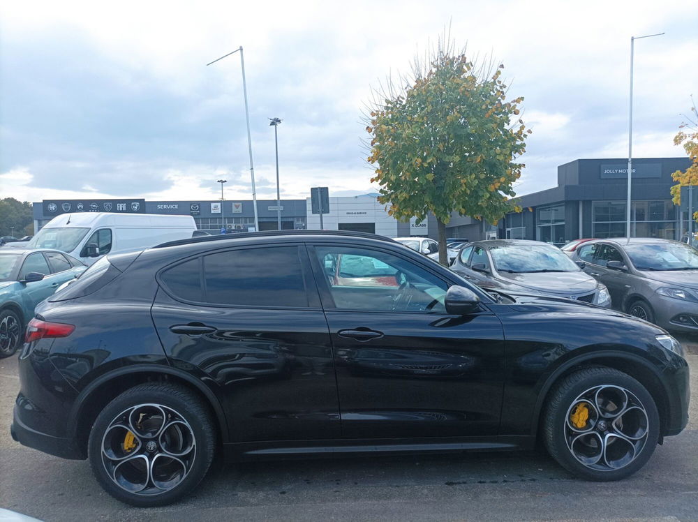 Alfa Romeo Stelvio usata a Frosinone (3)