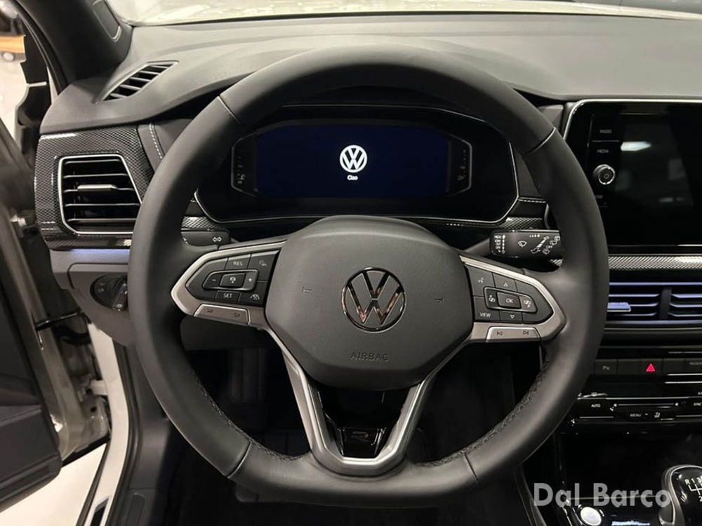 Volkswagen T-Cross nuova a Verona (16)