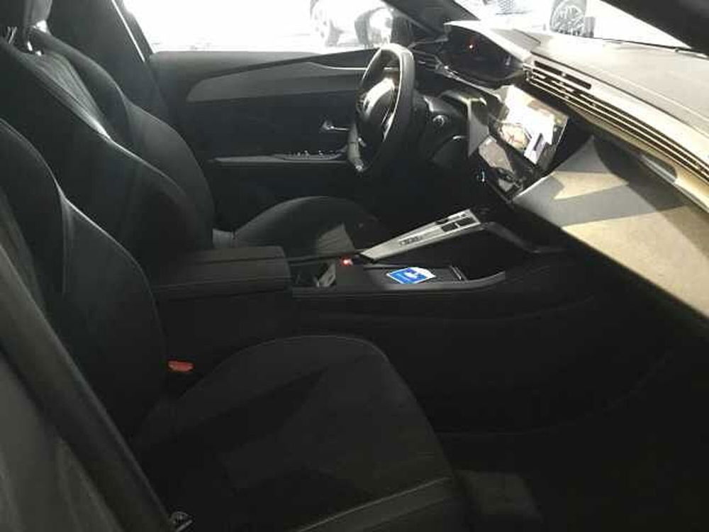 Peugeot 408 nuova a Varese (15)