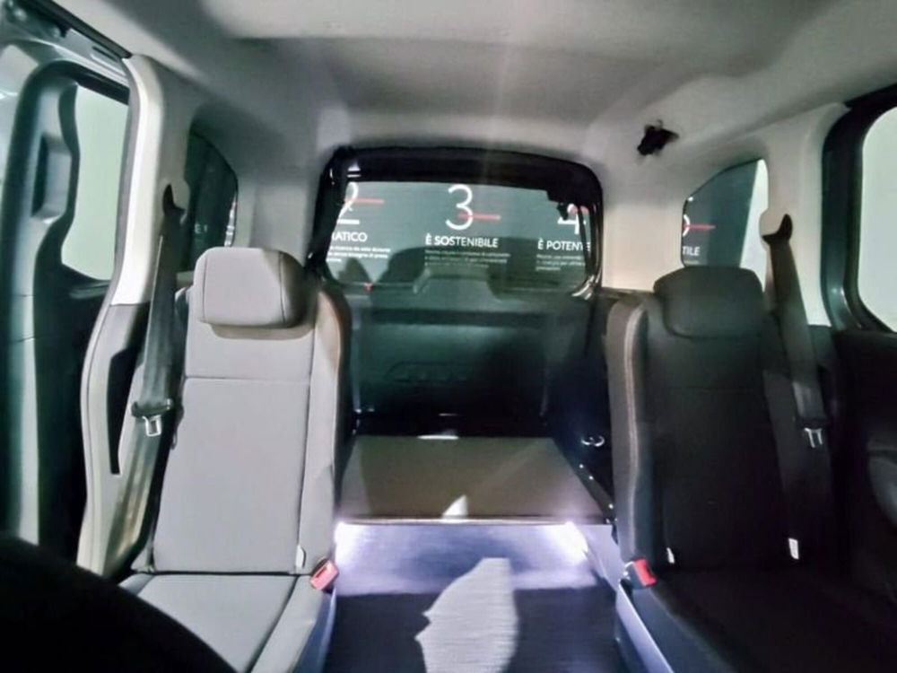 Toyota Proace City Verso nuova a Vicenza (16)