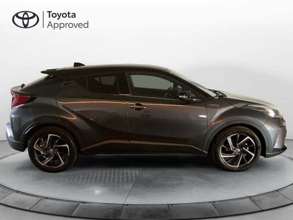 Toyota Toyota C-HR usata a Vicenza (15)