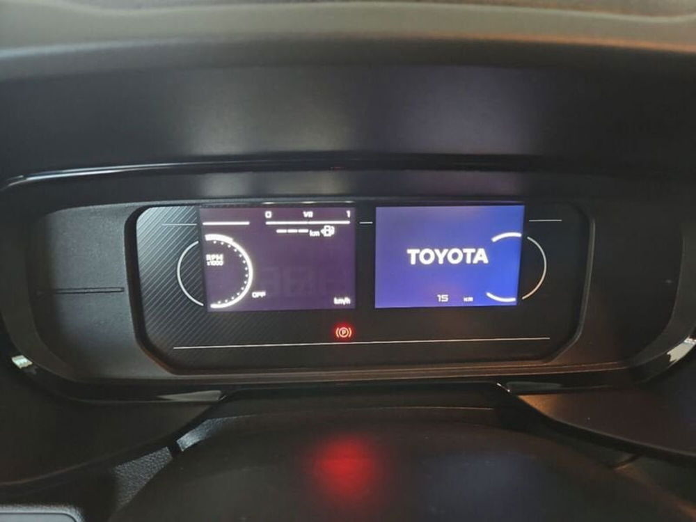 Toyota Proace City nuova a Vicenza (12)