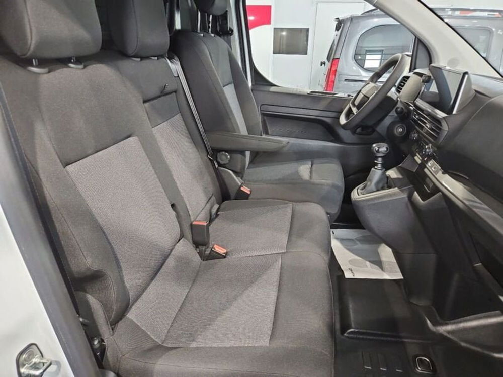 Toyota Proace nuova a Vicenza (14)