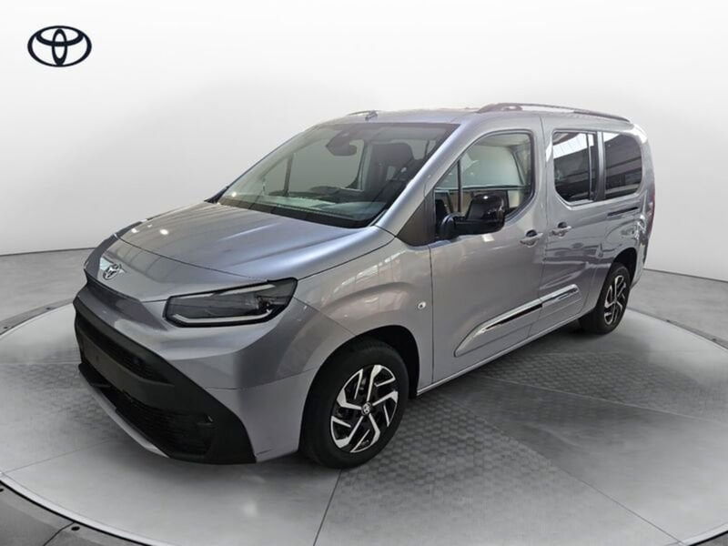 Toyota Proace City Verso City Verso 1.5D 130 CV S&amp;S Long D Executive  nuova a Torri di Quartesolo