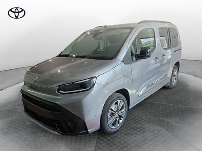 Toyota Proace City Verso City Verso 1.5D 130 CV S&amp;S Short D Luxury  nuova a Torri di Quartesolo