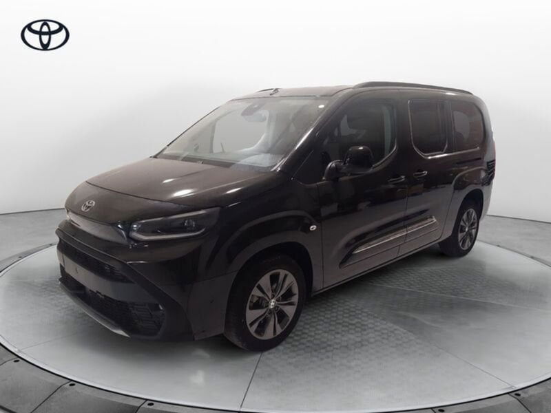 Toyota Proace City Verso City Verso 1.5D 130 CV S&amp;S Long D Luxury  nuova a Torri di Quartesolo