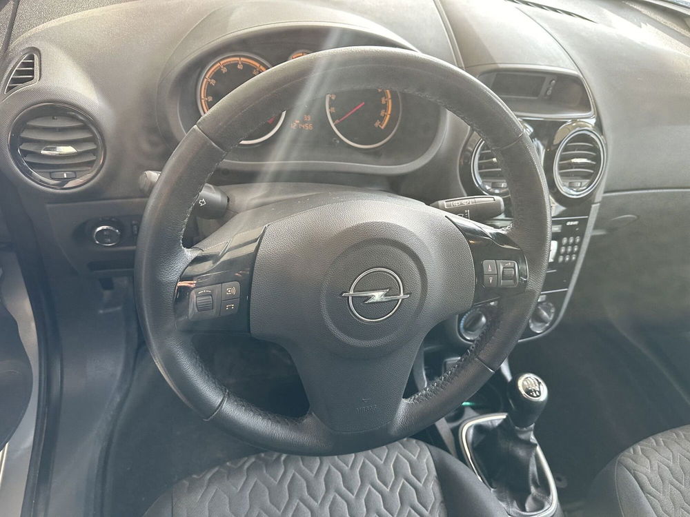 Opel Corsa usata a Latina (10)