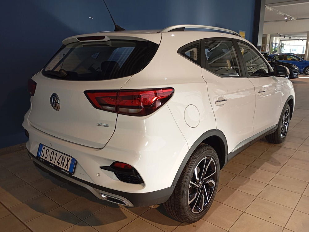 Mg ZS nuova a Ferrara (3)