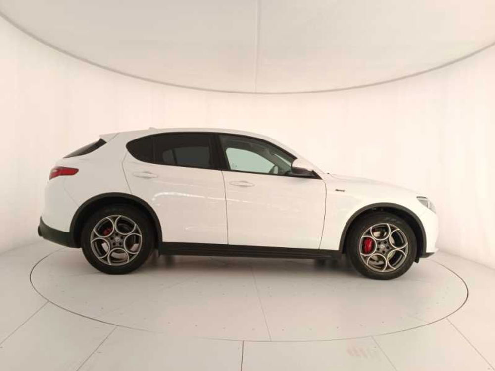 Alfa Romeo Stelvio usata a Treviso (7)