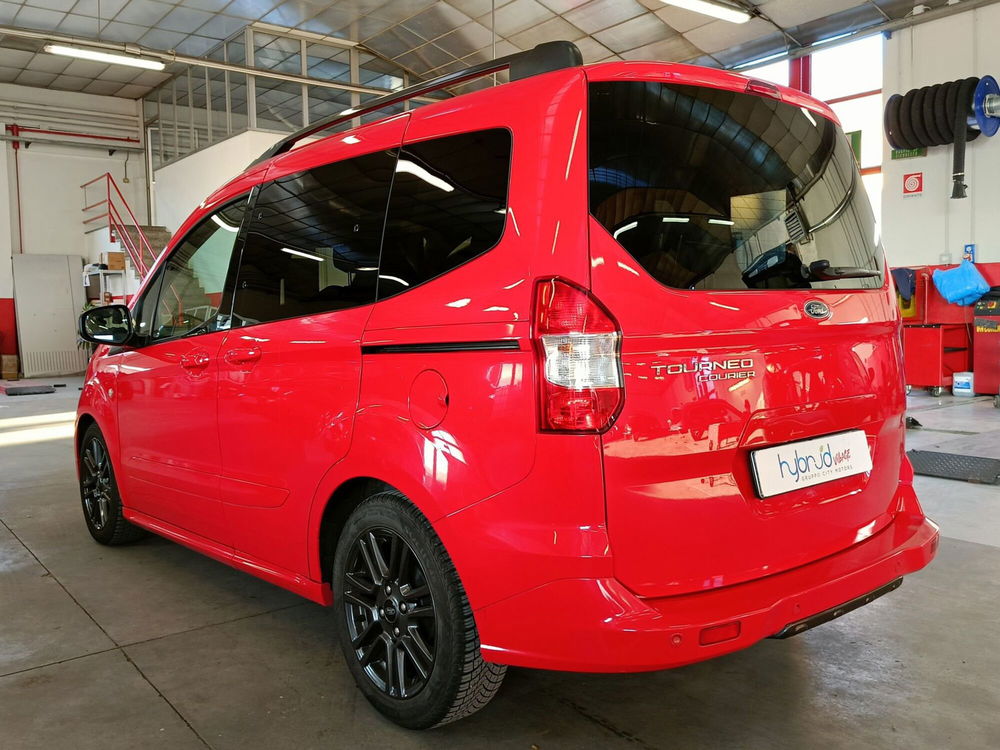 Ford Tourneo Courier usata a Monza e Brianza (4)