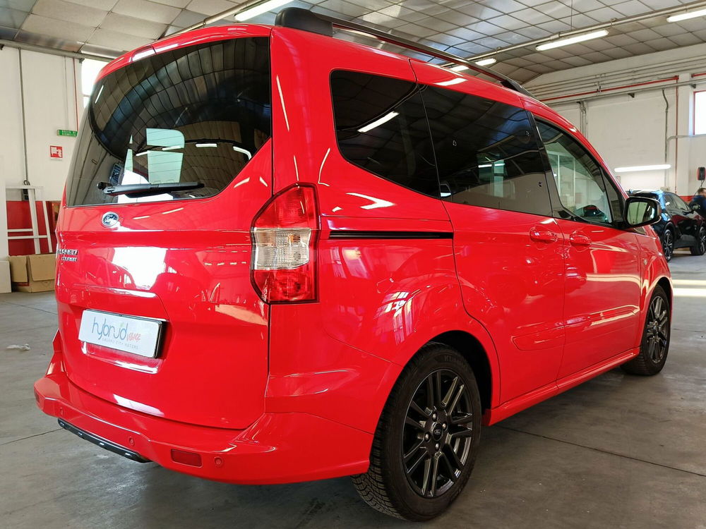 Ford Tourneo Courier usata a Monza e Brianza (6)