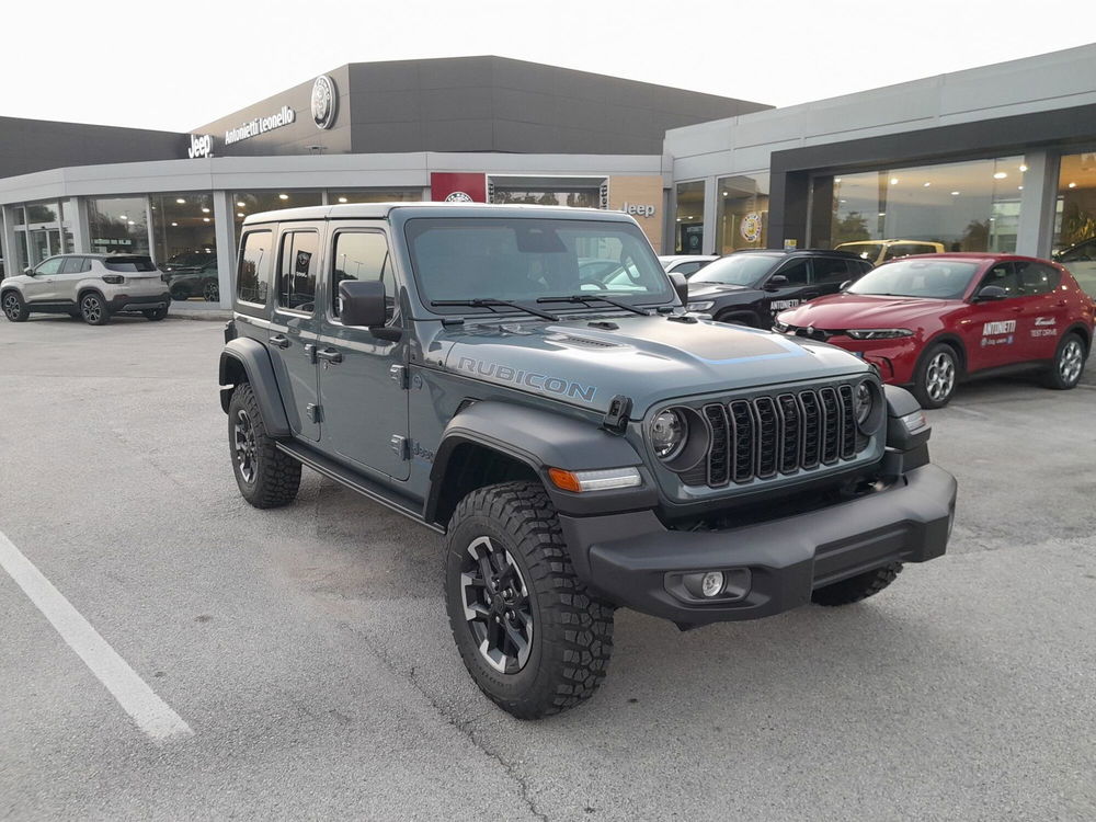 Jeep Wrangler Unlimited nuova a Ancona (3)