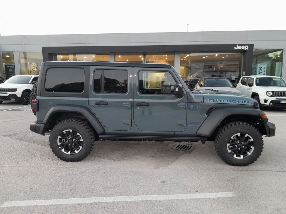 Jeep Wrangler Unlimited nuova a Ancona (4)