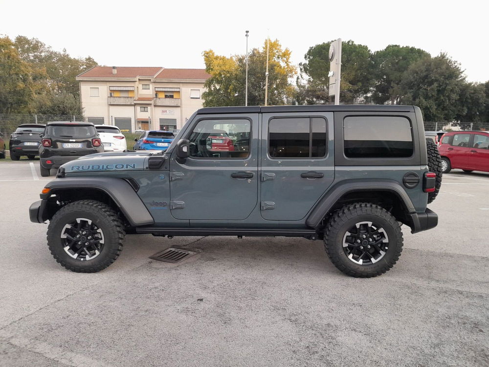 Jeep Wrangler Unlimited nuova a Ancona (8)