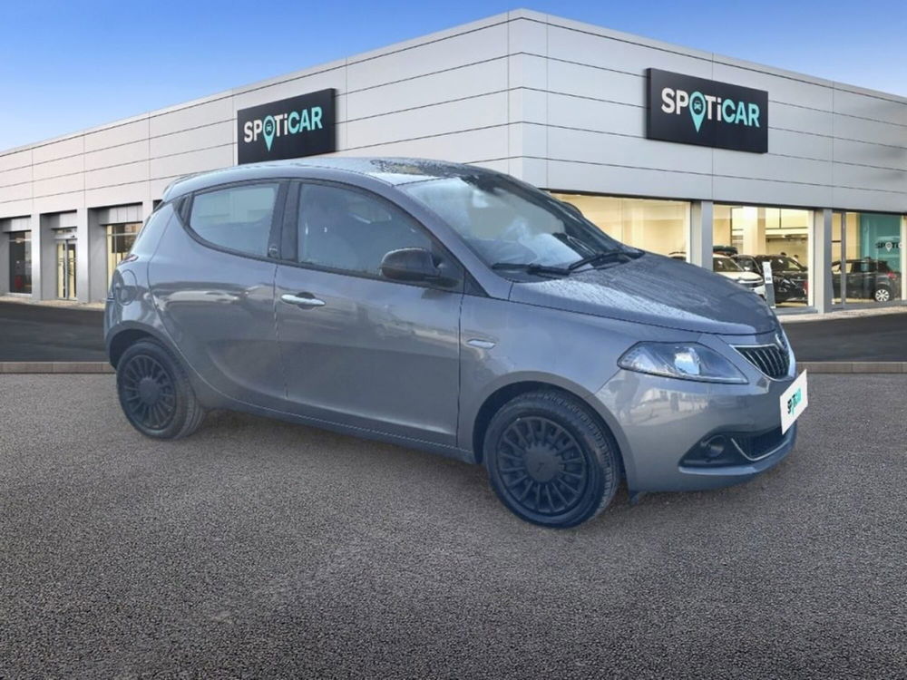 Lancia Ypsilon usata a Foggia (3)