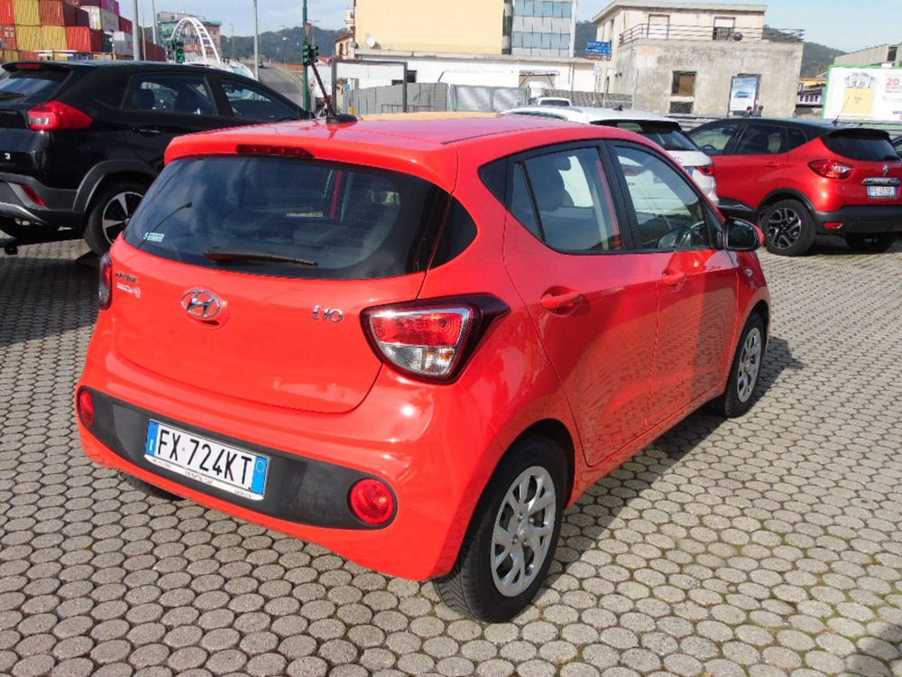 Hyundai i10 usata a La Spezia (8)