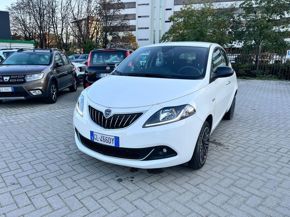 Lancia Ypsilon usata a Milano