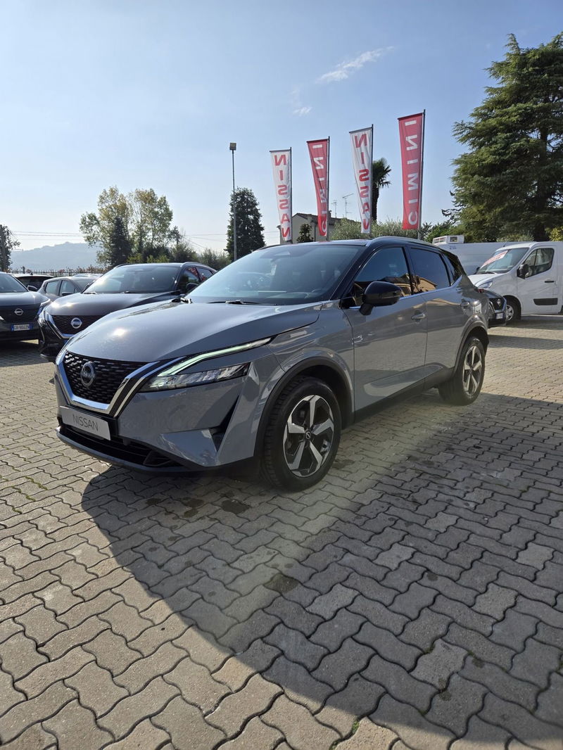 Nissan Qashqai 1.3 mhev N-Connecta 4wd 158cv xtronic del 2023 usata a Montecosaro