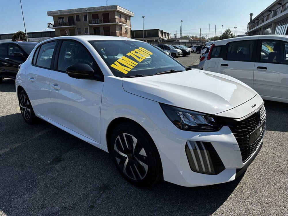 Peugeot 208 nuova a Torino (3)