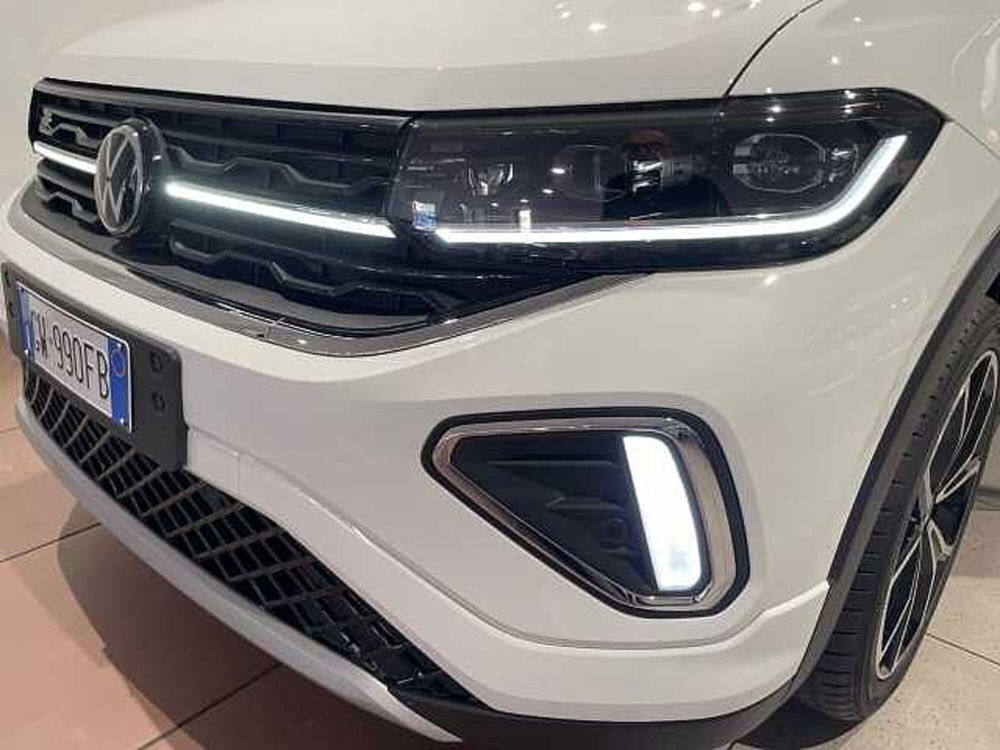 Volkswagen T-Cross nuova a Genova (15)