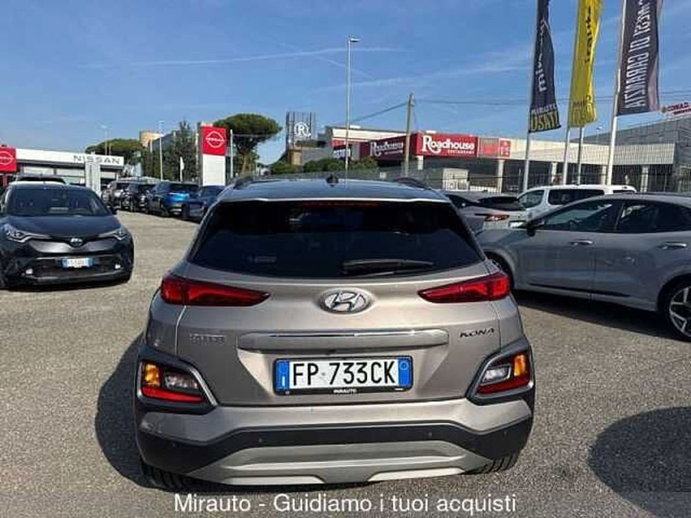 Hyundai Kona usata a Roma (5)