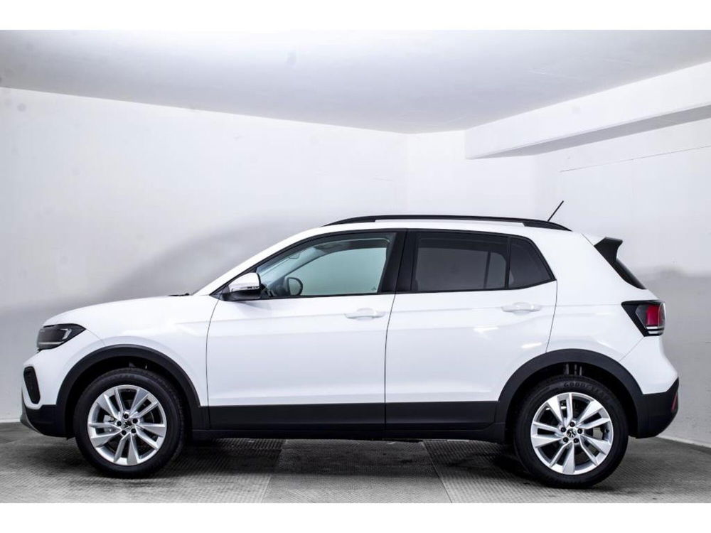 Volkswagen T-Cross nuova a Novara (9)