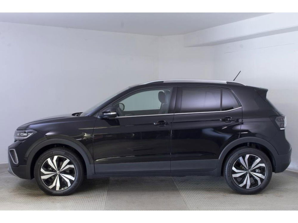 Volkswagen T-Cross nuova a Novara (3)