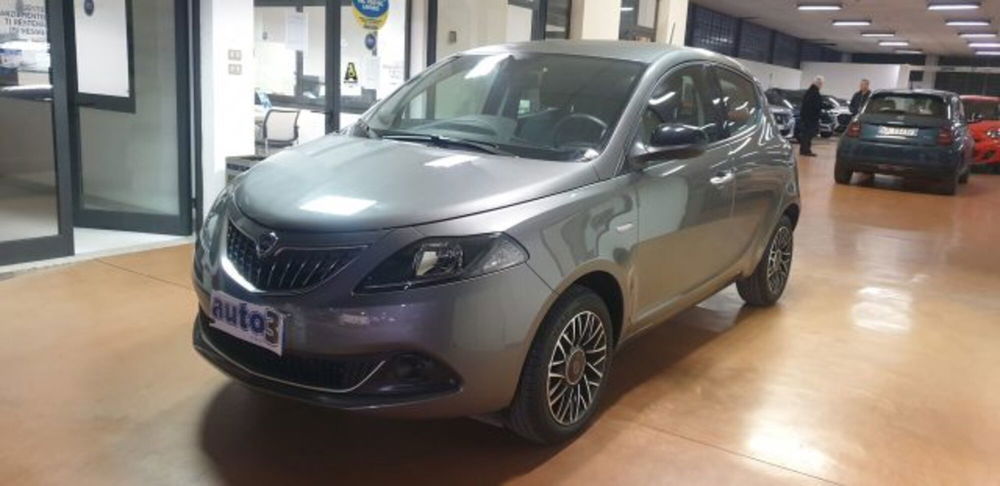 Lancia Ypsilon usata a Imperia