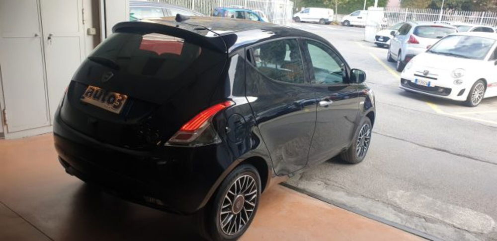 Lancia Ypsilon usata a Imperia (10)