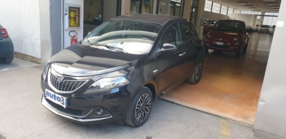 Lancia Ypsilon usata a Imperia (2)