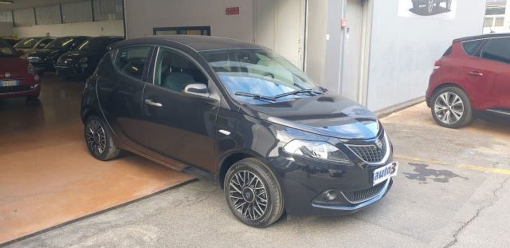 Lancia Ypsilon usata a Imperia (3)