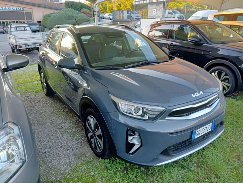 Kia Stonic 1.0 T-GDi 120 CV MHEV DCT Style  del 2021 usata a Eupilio