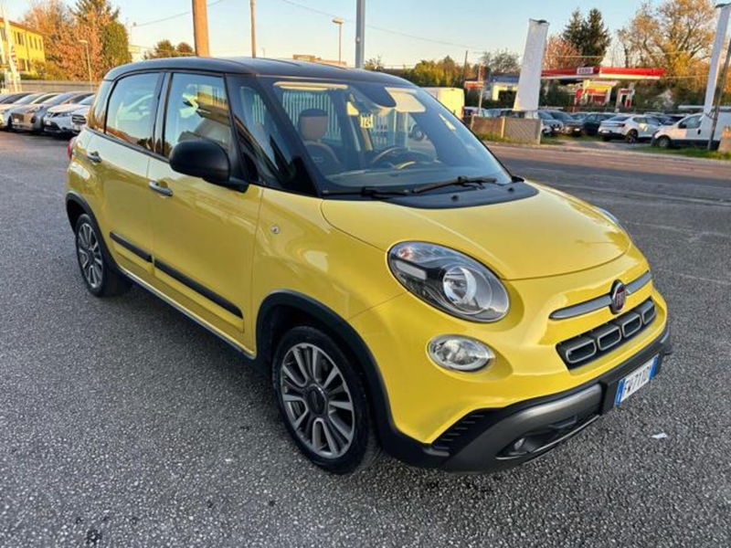 Fiat 500L 1.6 Multijet 120 CV City Cross  del 2019 usata a Massarosa