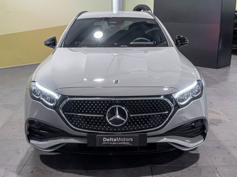 Mercedes-Benz Classe E Station Wagon nuova a Ancona (2)