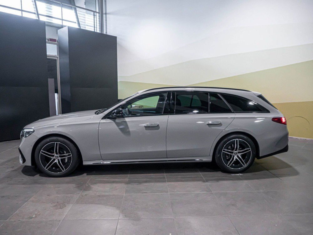 Mercedes-Benz Classe E Station Wagon nuova a Ancona (5)