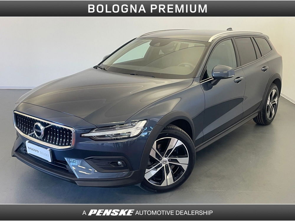 Volvo V60 Cross Country usata a Bologna