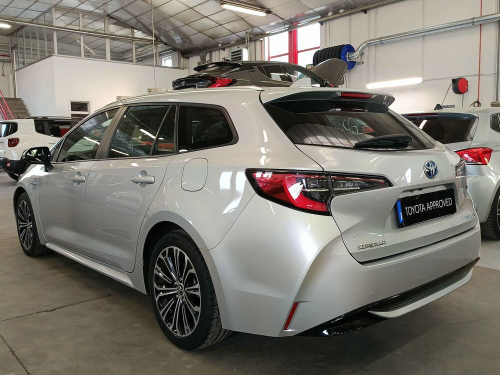 Toyota Corolla Touring Sports usata a Monza e Brianza (5)