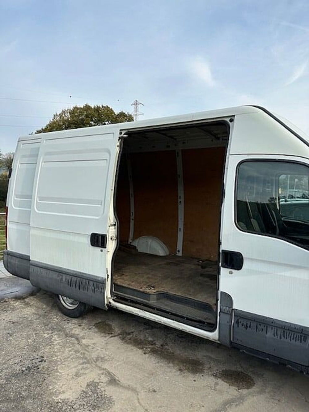 Iveco Daily Furgone usata a La Spezia (6)