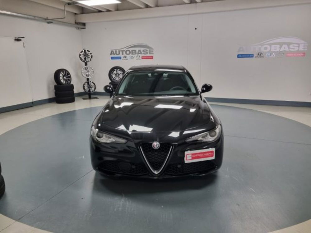 Alfa Romeo Giulia usata a Brescia (2)