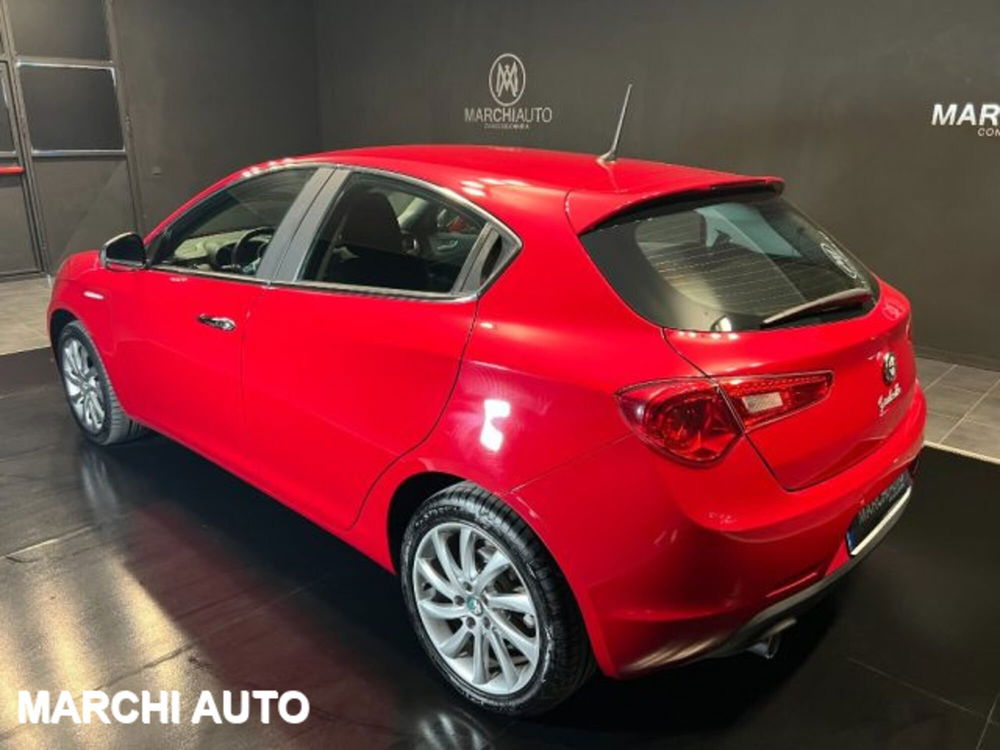 Alfa Romeo Giulietta usata a Perugia (7)