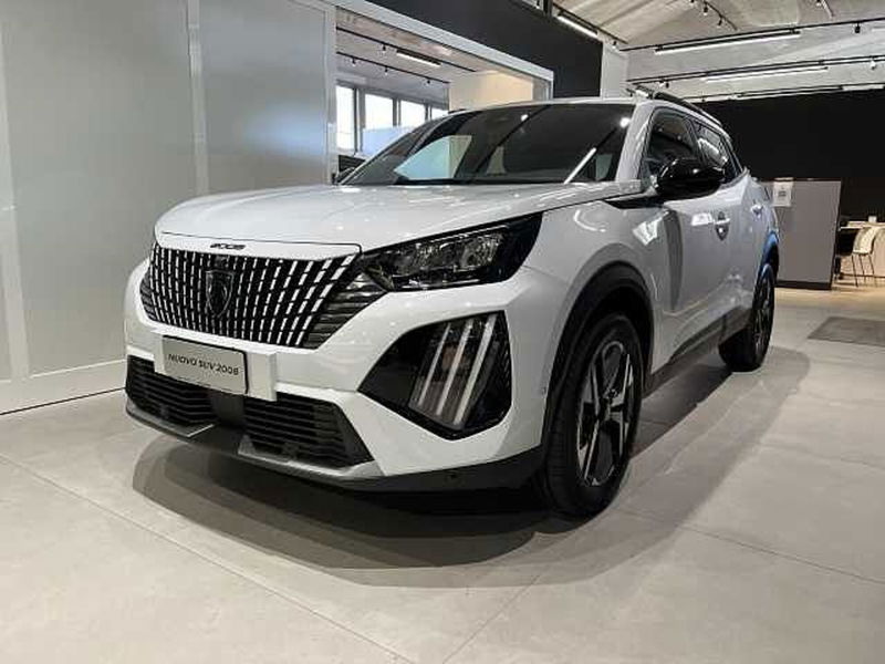 Peugeot 2008 1.2 puretech Allure s&amp;s 100cv nuova a Venezia