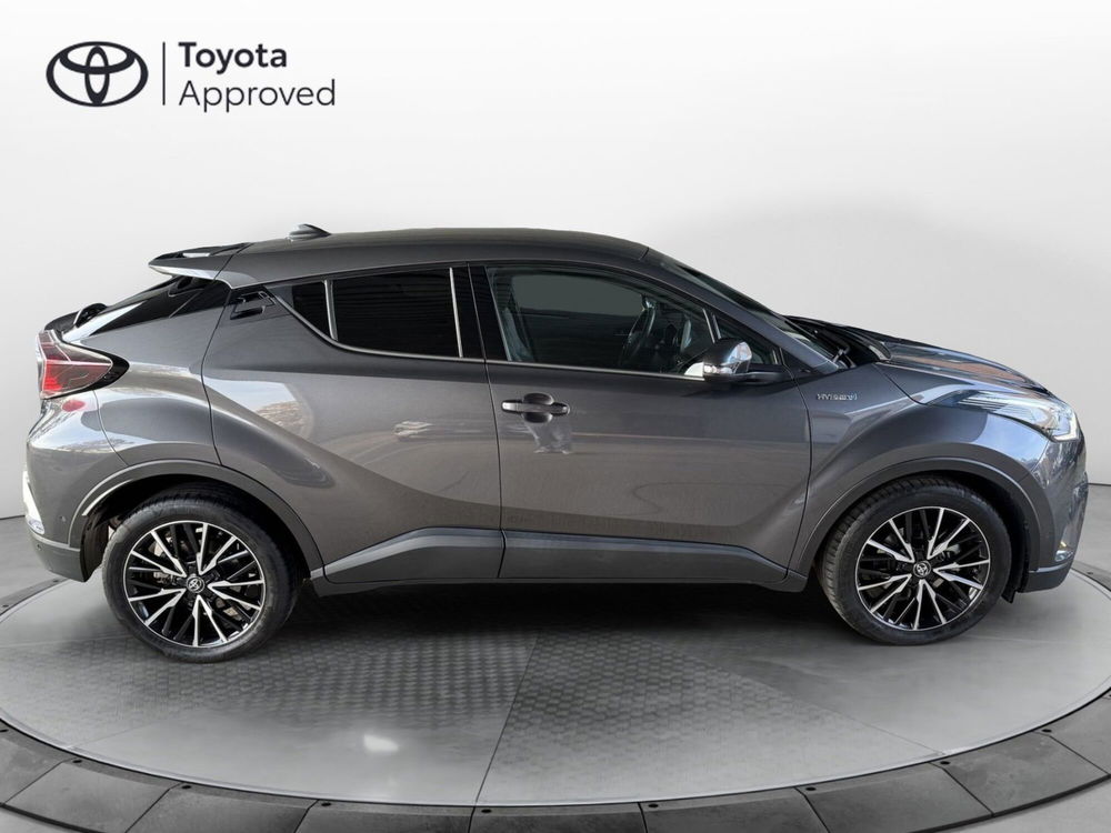 Toyota Toyota C-HR usata a Como (13)